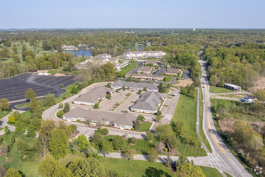 More Photos Of 85 Executive Pky, Hudson Unknown For Lease