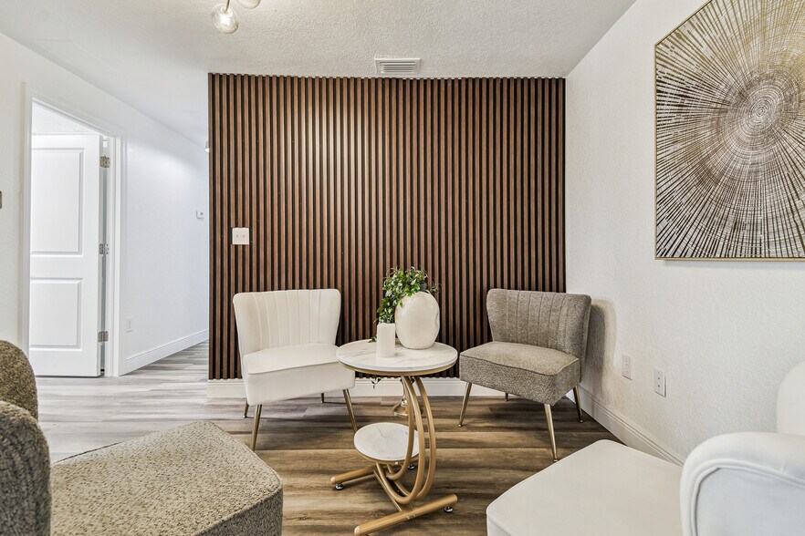 More Photos Of 5445 6th St, Zephyrhills Medical For Sale