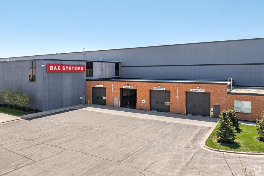 More Photos Of 4800 E River Rd, Fridley Manufacturing For Sale
