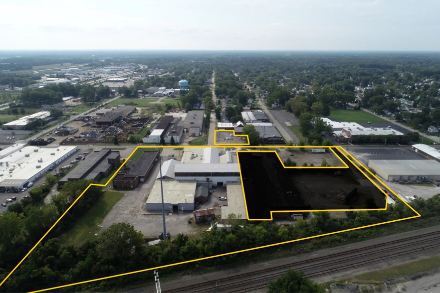 More Photos Of 810 Taylor St, Elyria Manufacturing For Lease