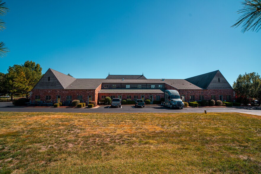 More Photos Of 4101 N State Highway NN, Ozark Medical For Lease
