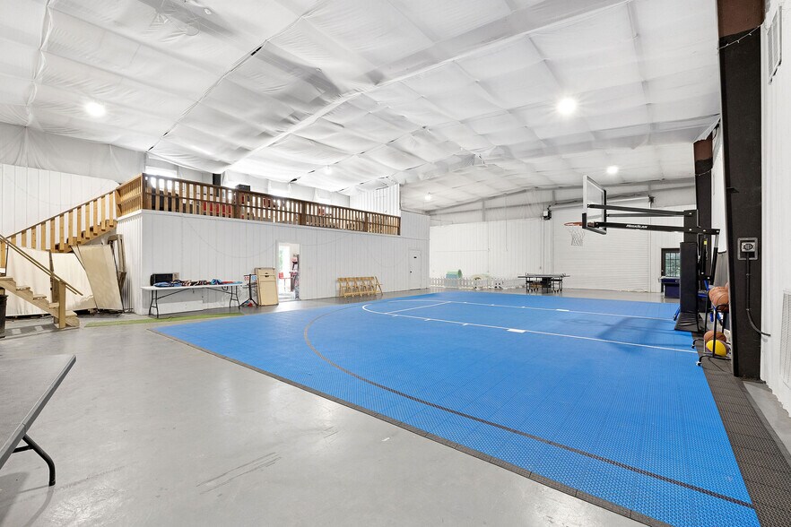More Photos Of 10360 AL-227, Albertville Specialty For Sale
