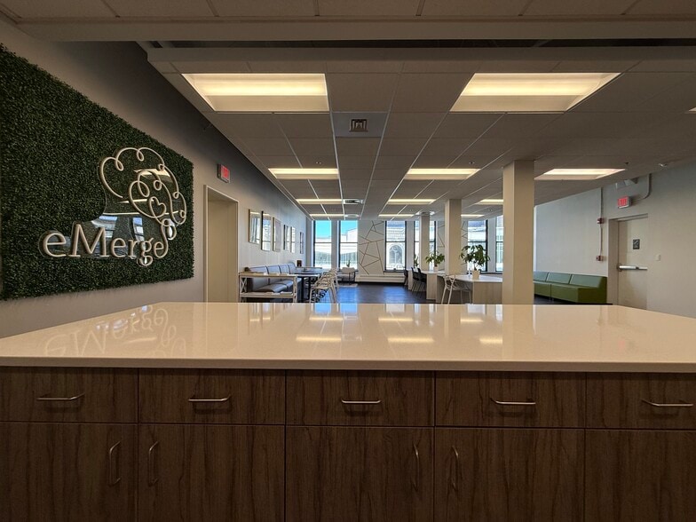 More Photos Of 554 Main St, Worcester Office For Lease