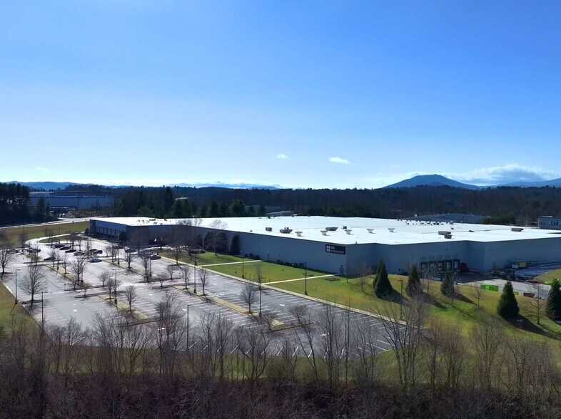 More Photos Of 1 Quality Way, Fletcher Warehouse For Lease