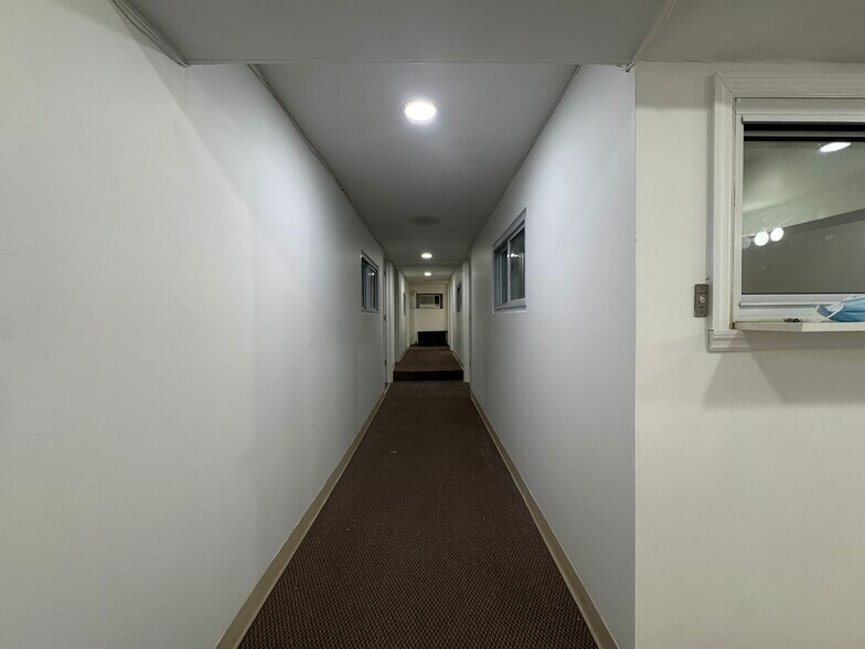 More Photos Of 2857 Steinway St, Astoria Apartments For Lease