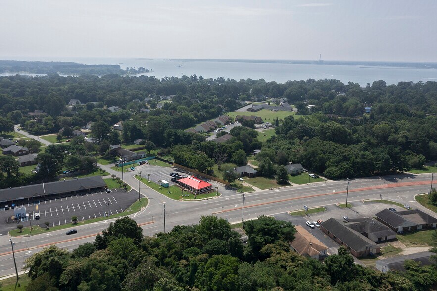 More Photos Of 1725 George Washington Memorial Hwy, Gloucester Point Restaurant For Sale