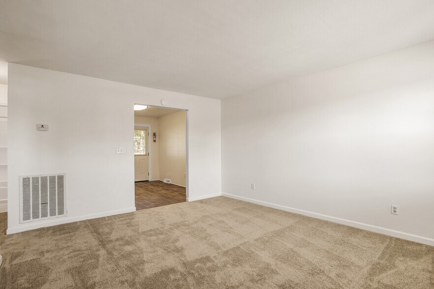 More Photos Of 120 Atlantic Ave, Easley Apartments For Sale