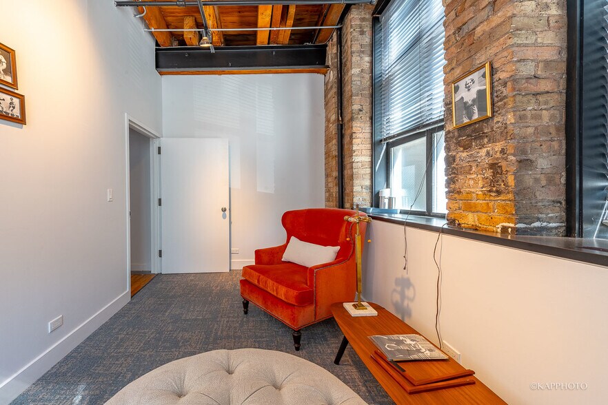 More Photos Of 1123 W Washington Blvd, Chicago Office For Lease