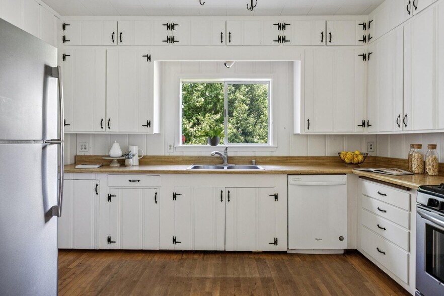 More Photos Of 1650 Stage Rd, Pescadero Specialty For Sale