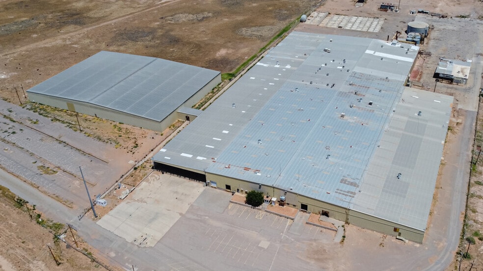 More Photos Of 8000 Ashley Rd, El Paso Distribution For Lease