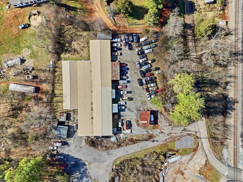 More Photos Of 2985 Hodges Switch Rd, Strawberry Plains Warehouse For Sale