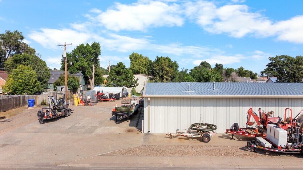 More Photos Of 603 E 2nd St, Ogallala Showroom For Sale