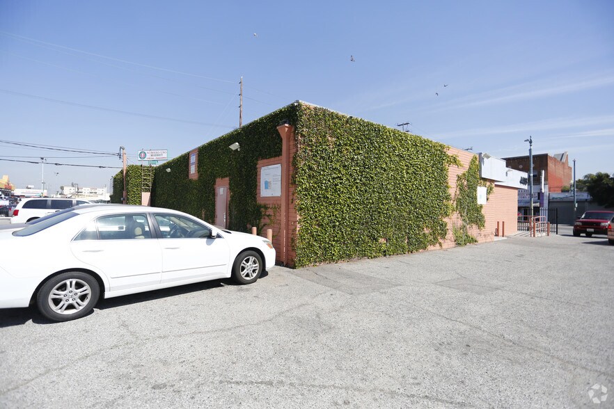 More Photos Of 4401-4405 S Vermont Ave, Los Angeles Medical For Lease