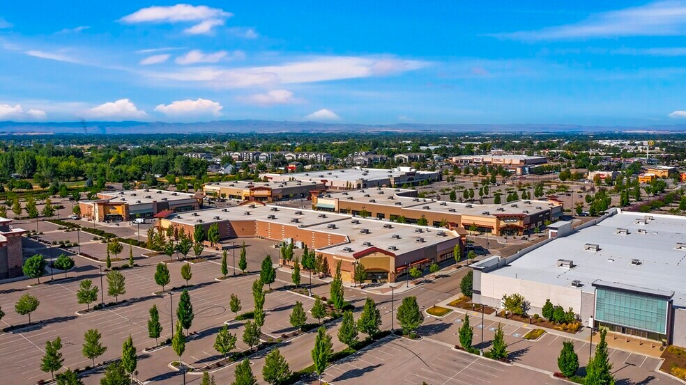 More Photos Of 1255 N Happy Valley Rd, Nampa Restaurant For Sale