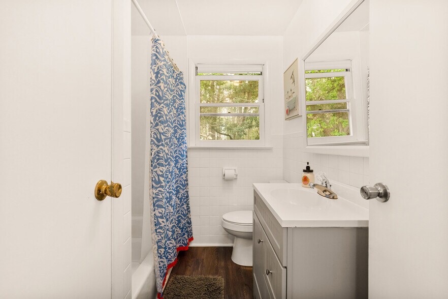 More Photos Of 162 Black Bear Run, Berlin Specialty For Sale