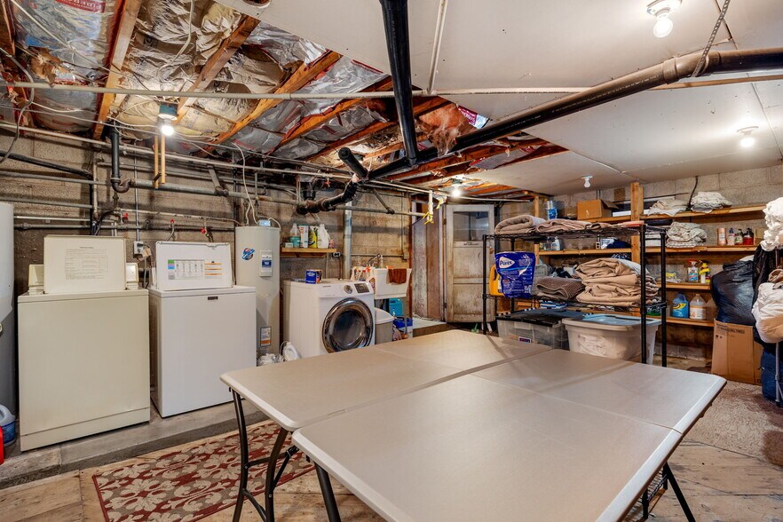More Photos Of 140 Main St, Greer Specialty For Sale