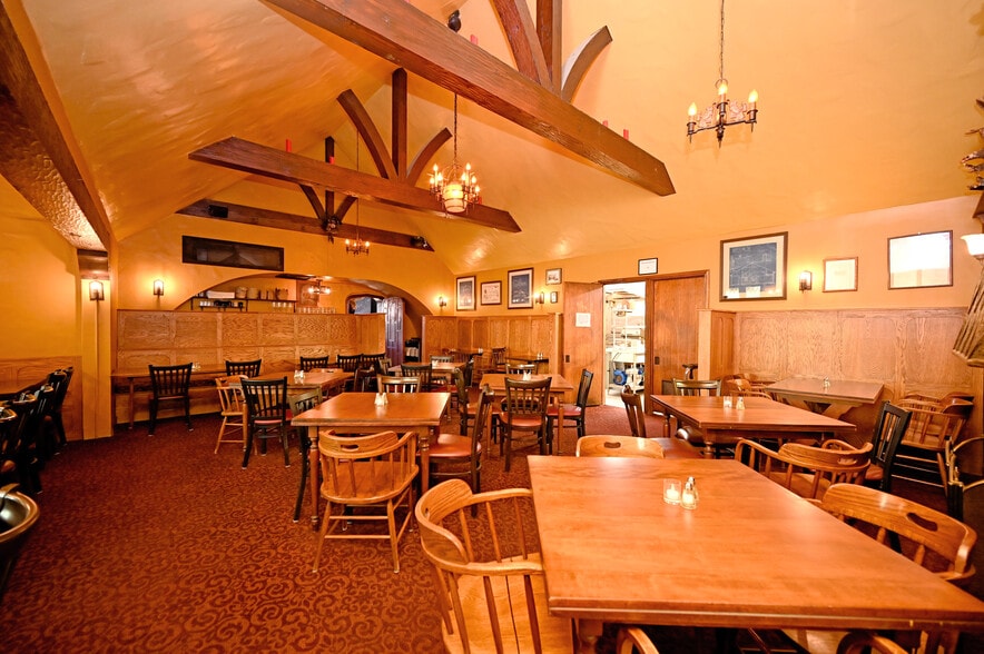 More Photos Of 200 N 2nd St, Watertown Restaurant For Sale