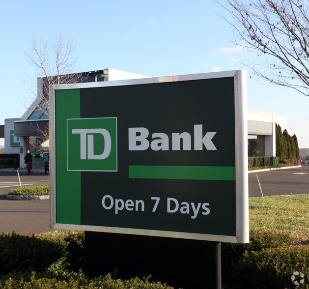 More Photos Of 3805 Neshaminy Blvd, Bensalem Bank For Sale