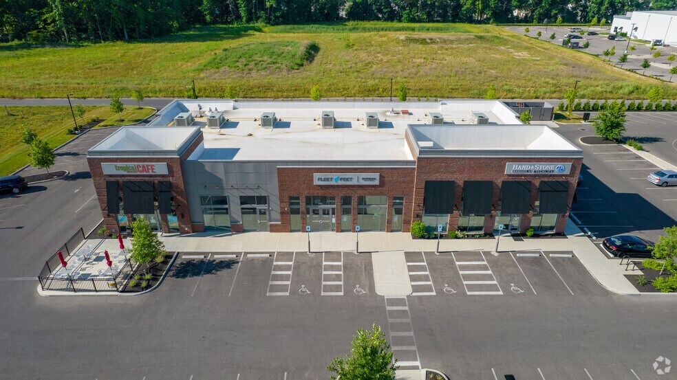 More Photos Of 5792 Hamilton Rd, New Albany Unknown For Lease