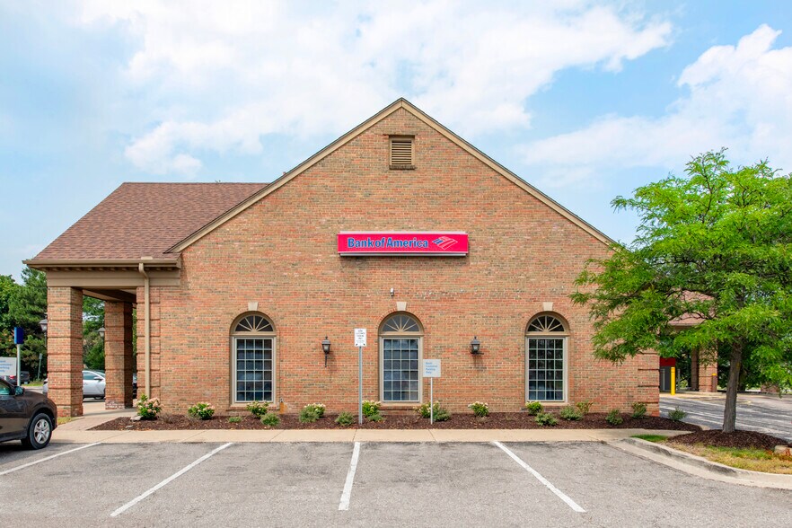 More Photos Of 395 Briarwood Cir, Ann Arbor Bank For Sale