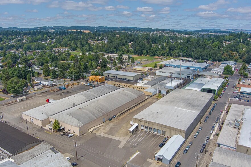 More Photos Of 845 Bassett St NW, Salem Manufacturing For Sale