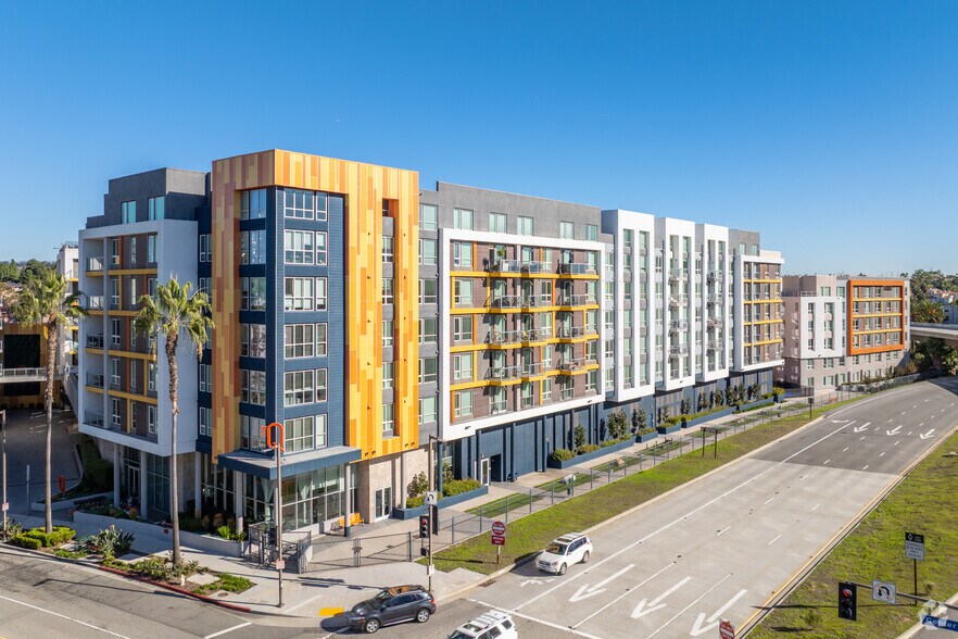 More Photos Of 5901-5921 Center Dr, Los Angeles Apartments For Lease