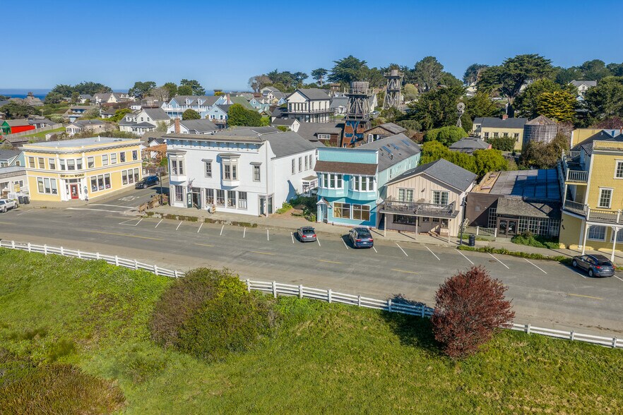 More Photos Of 45094 Main St, Mendocino General Retail For Sale