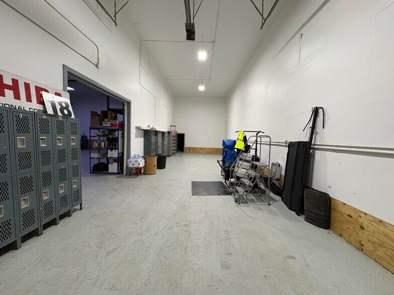 More Photos Of 755 S Pere Marquette Hwy, Ludington Warehouse For Lease