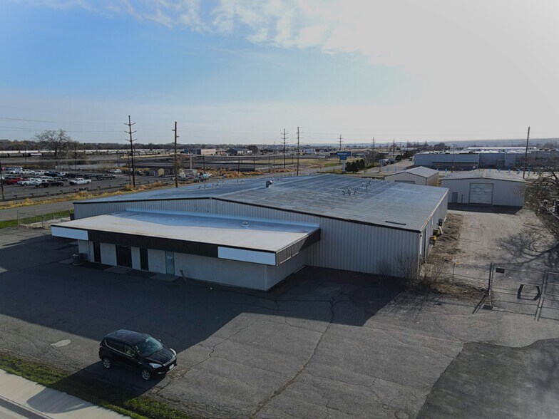 Primary Photo Of 119 S Washington Ave, Laurel Industrial For Sale