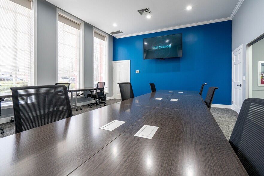 More Photos Of 14 Fairmount Ave, Chatham Office For Lease