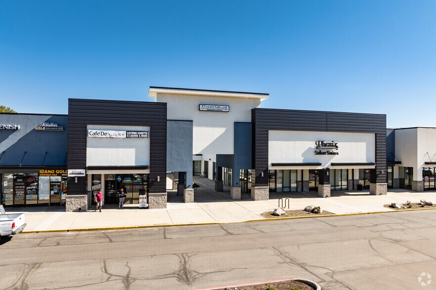 More Photos Of 6910-7100 W State St, Boise Storefront For Sale