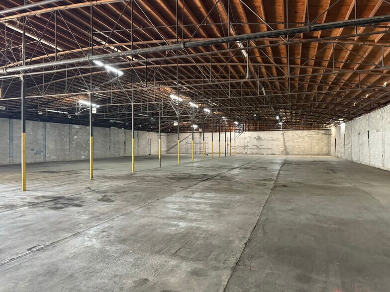 More Photos Of 682 Jersey St, Cheraw Warehouse For Lease