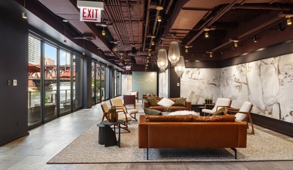 More Photos Of 150 N Wacker Dr, Chicago Office For Lease