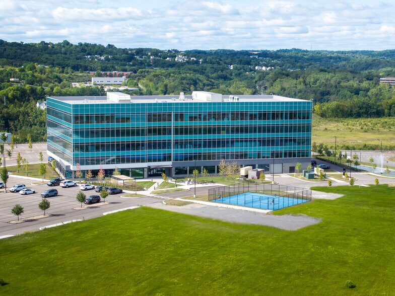 Primary Photo Of 501 Marketplace Ave, Coraopolis Office For Lease