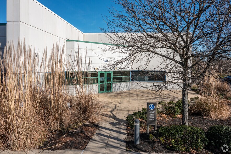 More Photos Of 661 US Highway 1, North Brunswick Unknown For Lease