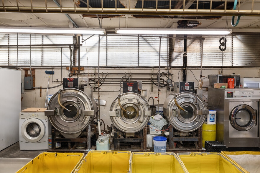 More Photos Of 705 37th St, Oakland Land For Sale