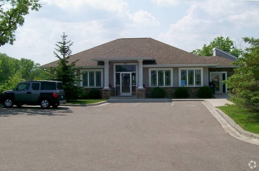 More Photos Of 4601 Weston Woods Way, White Bear Township Office For Lease