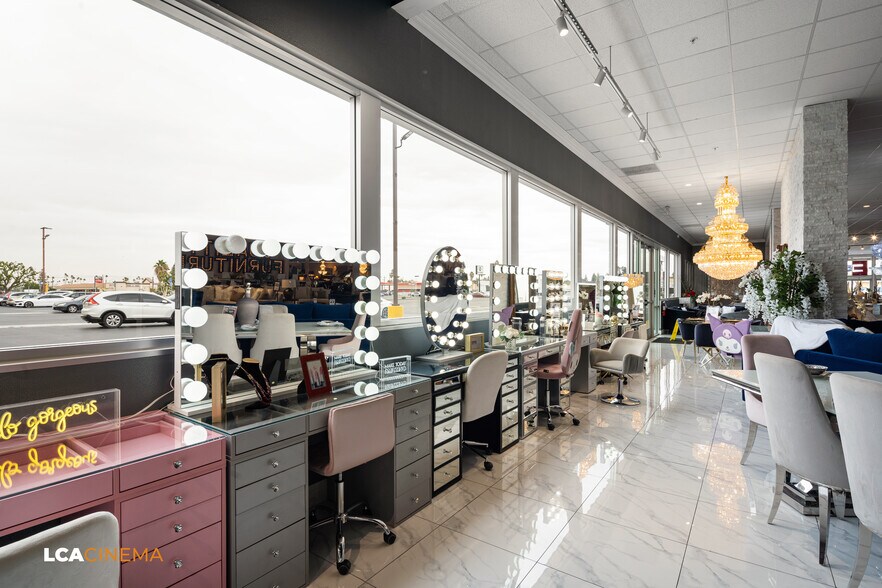 More Photos Of 3792 Ming Ave, Bakersfield Freestanding For Sale