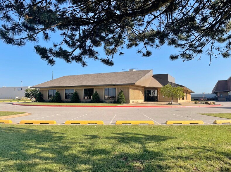 More Photos Of 1301 SE 59th St, Oklahoma City Medical For Sale