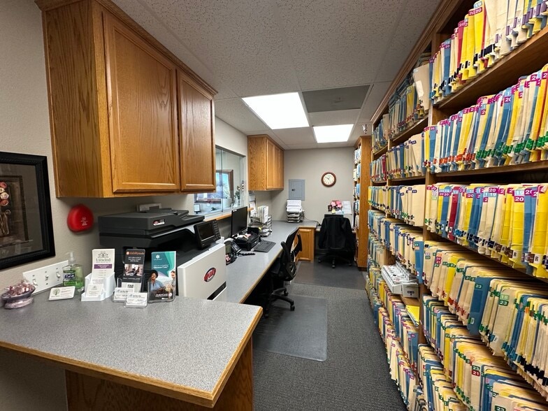 More Photos Of 1505 Shepard Dr, Santa Maria Office For Lease