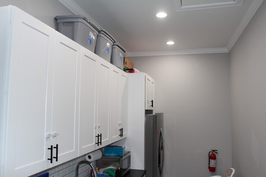 More Photos Of 2035 N Mason Rd, Katy Medical For Lease