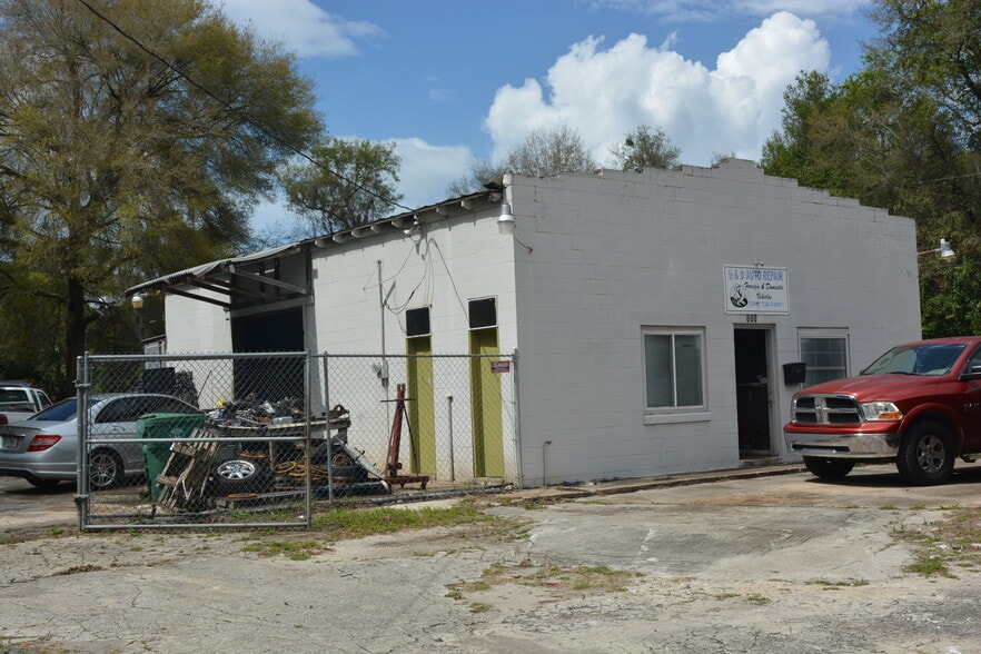 More Photos Of 800 S Adelle Ave, Deland Contractor Storage Yard For Sale