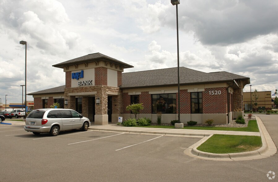 More Photos Of 1420-1570 109th Ave NE, Blaine Unknown For Lease