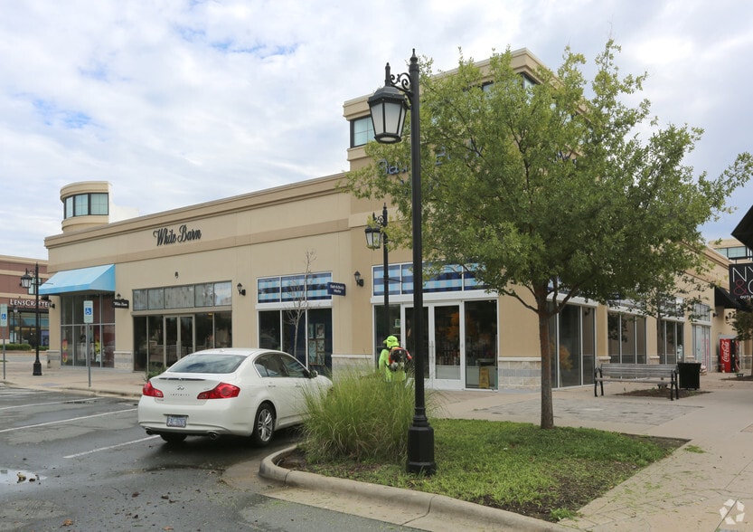 More Photos Of 3187 Watermill Dr, Burlington Unknown For Lease