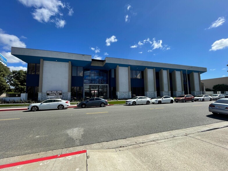 More Photos Of 171 S Anita Dr, Orange Medical For Lease