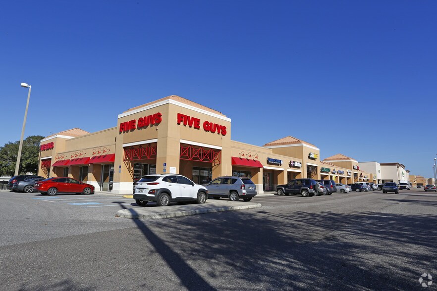 More Photos Of 246-900 E Lake Rd S, Palm Harbor General Retail For Lease
