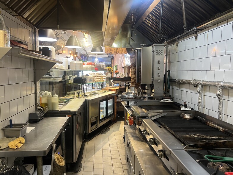 More Photos Of 126 Wyckoff Ave, Brooklyn Apartments For Lease