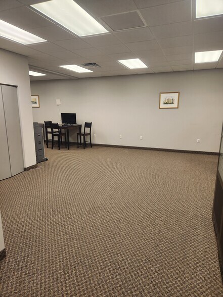 More Photos Of 1801-1867 Banks Rd, Margate Office For Lease