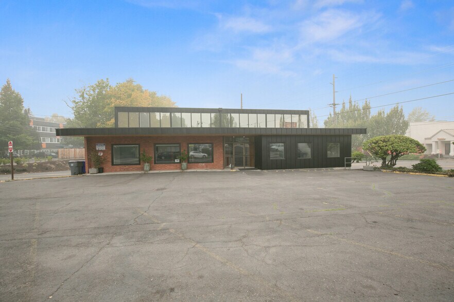 More Photos Of 8414 SW Barbur Blvd, Portland Office For Lease