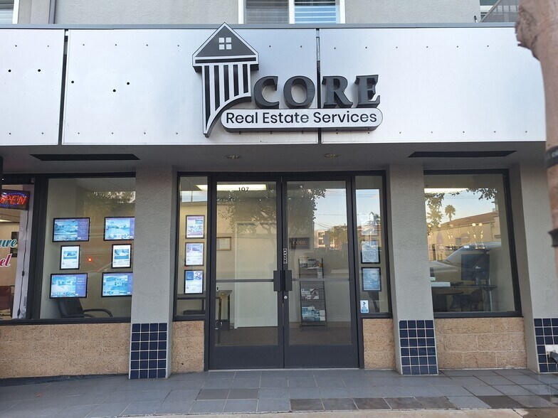 More Photos Of 2828 University Ave, San Diego Multifamily For Sale